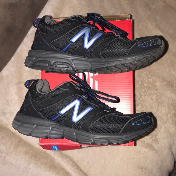 mens sneakers size 8.5